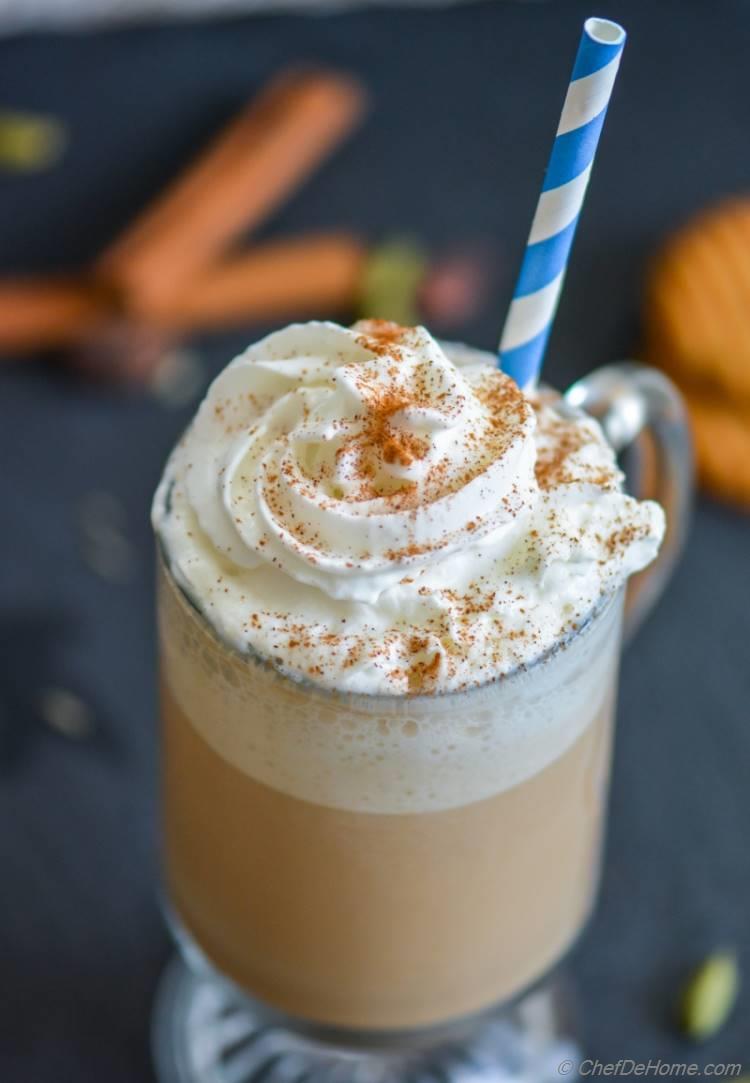 Lite and full flavor homemade Chai Tea Frappuccino | chefdehome.com