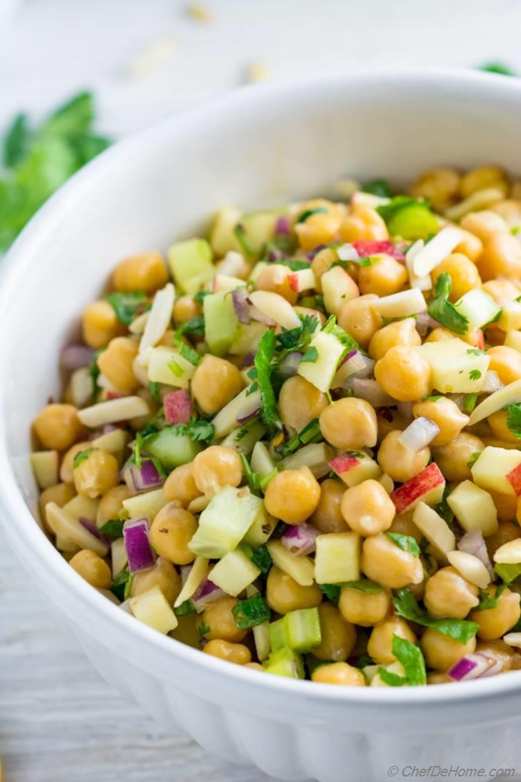 Chickpea Salad with Honey Mustard Dressing | chefdehome.com