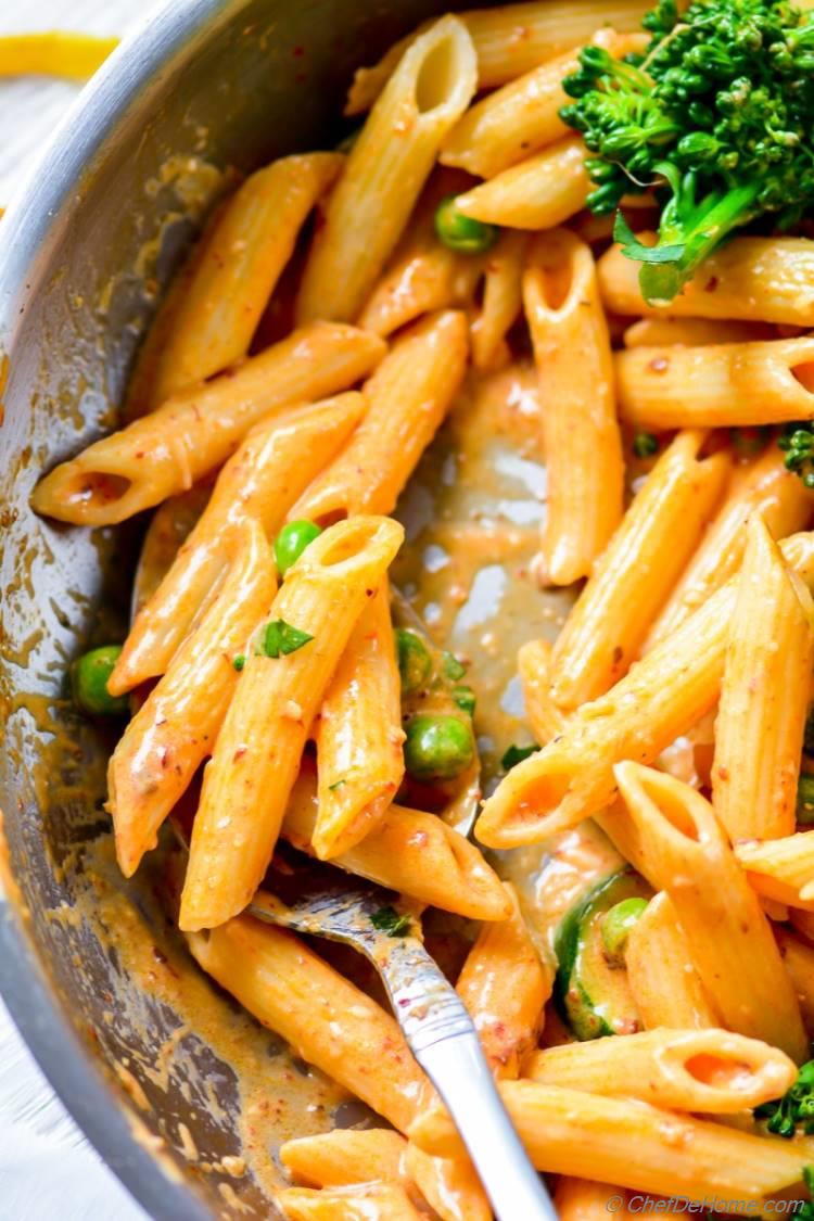 Penne Pasta Coated in Creamy Chipotle Pasta Sauce | chefdehome.com