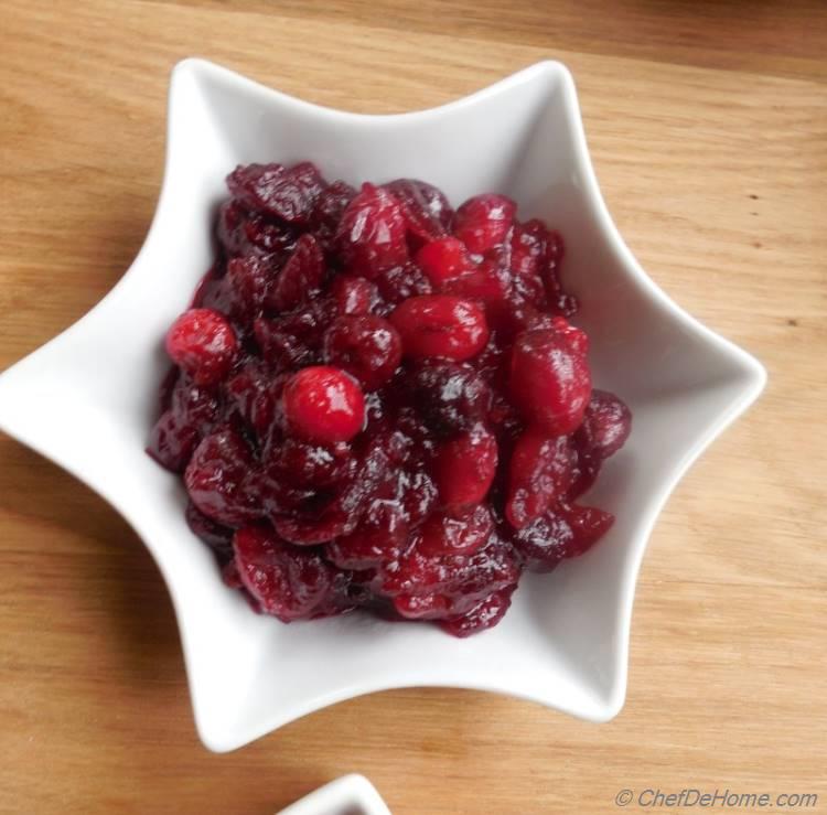 Cardamom Infused Chunky Cranberry Sauce