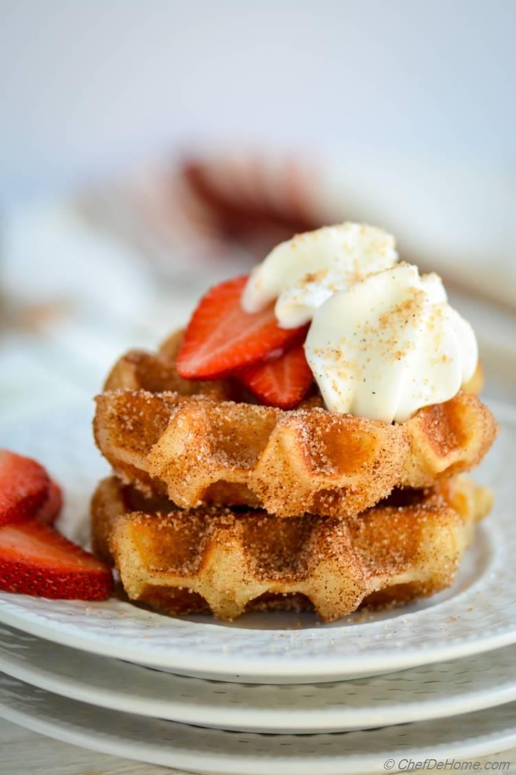 Cinnamon Sugar Waffles for Breakfast | chefdehome.com