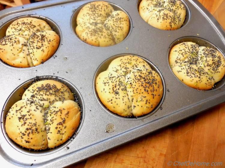 Lime Scented Cloverleaf Dinner Rolls