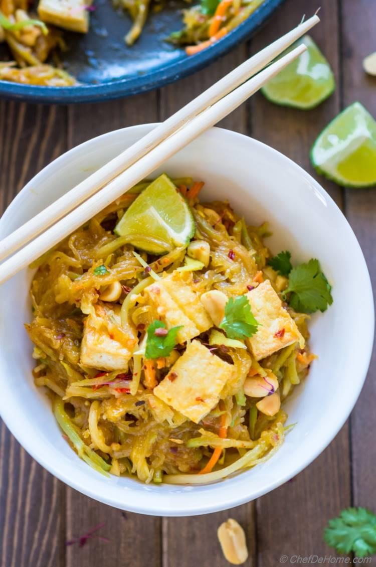 Easy gluten free and slean fall dinner with Spaghetti Squash Lo Mein and crispy tofu glutenfree and vegan | chefdehome.com