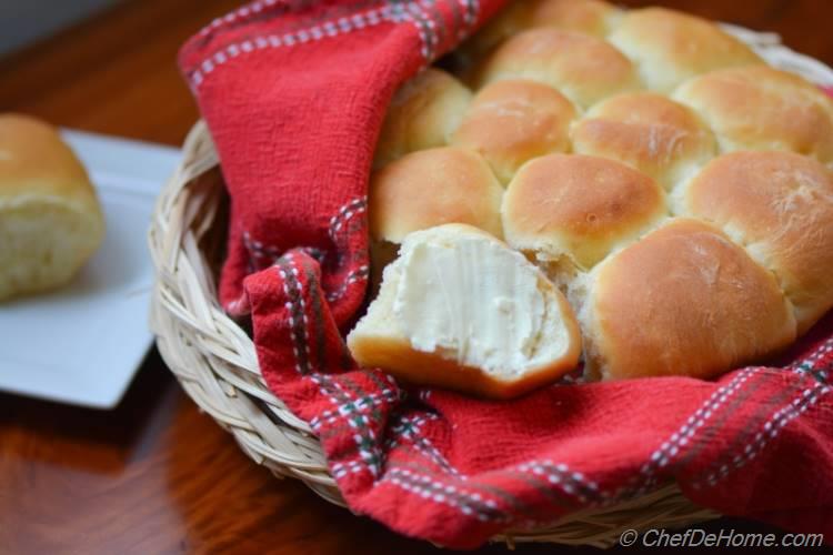 Pull-Apart Buttermilk Dinner Rolls