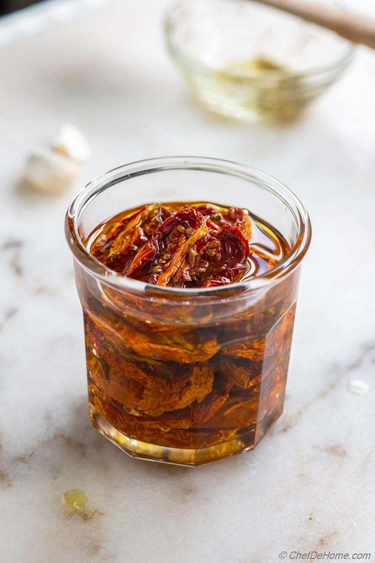 Oven Dried Tomatoes in Oil