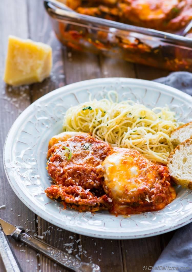 Easy Eggplant Parmesan Casserole for meatless dinner| chefdehome.com