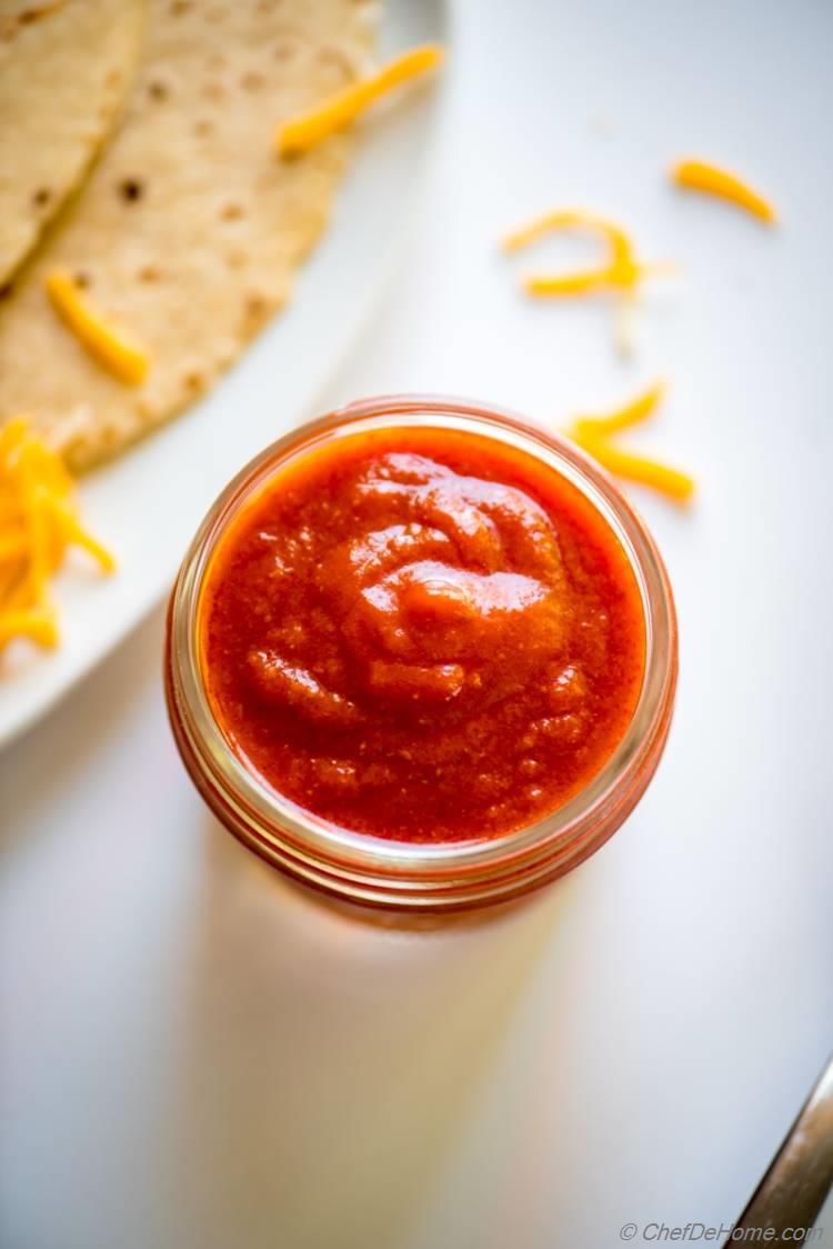 homemade red enchilada sauce | chefdehome.com