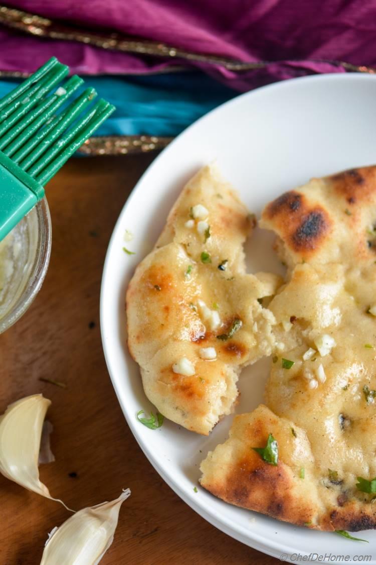 Hand Rolled Homemade Indian Garlic Naan Bread | chefdehome.com