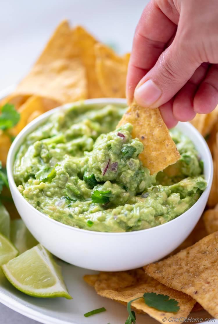 Guacamole with Seasoned Tortilla Chips