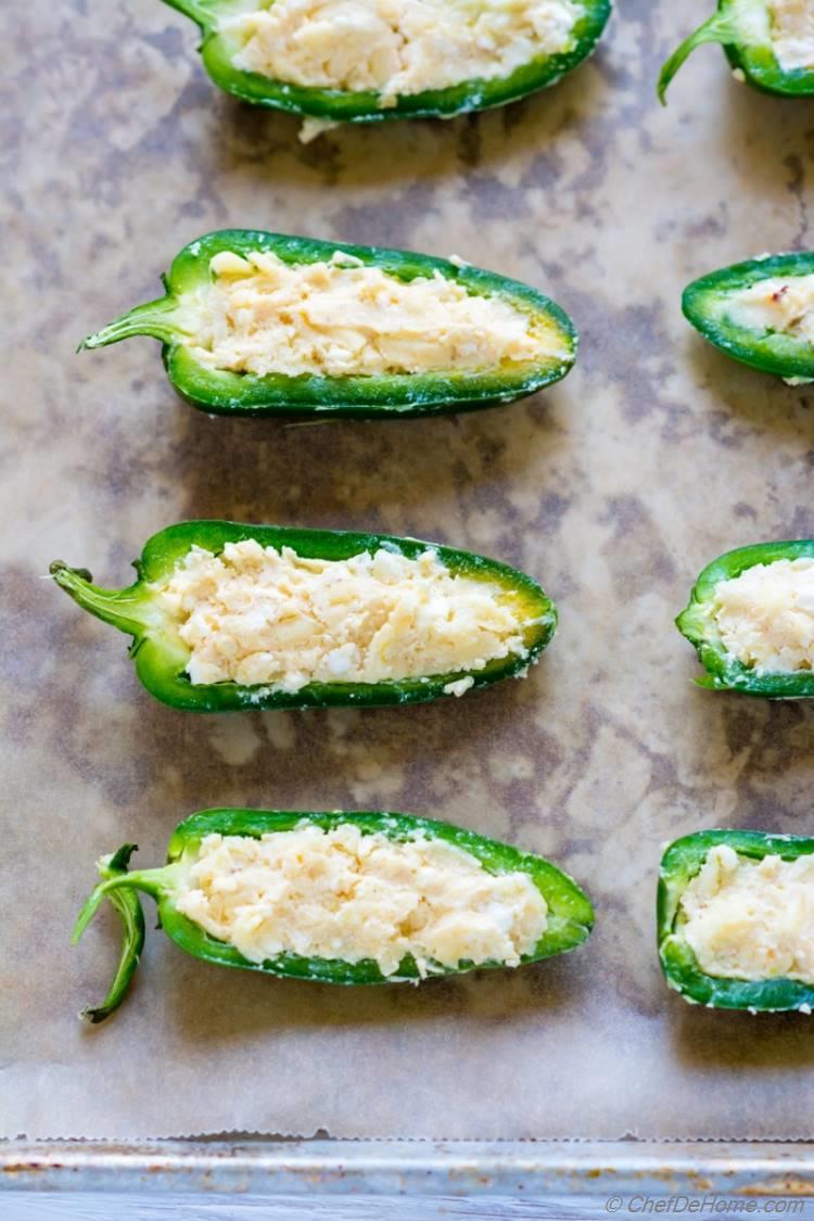 Cream Cheese Stuffed Jalapeno Poppers | chefdehome.com