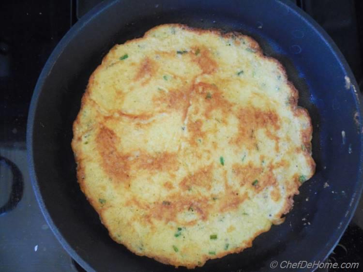 Chive and Cheese Frittatine Croutons Recipe Step - 3