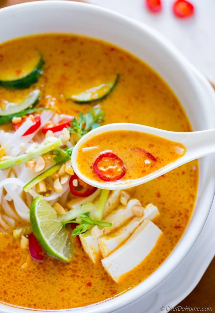 Comforting Malaysian Red Curry Laksa Soup with Rice Noodles and Tofu | chefdehome.com