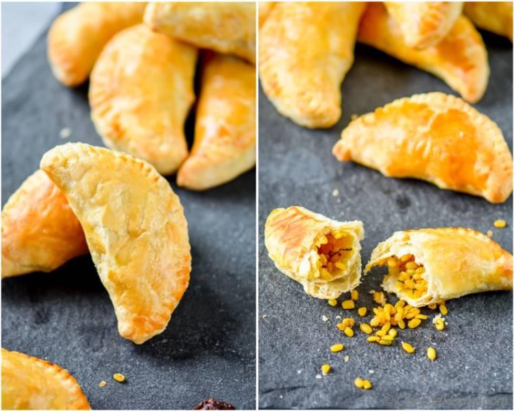 Homemade Baked Mung Lentils Stuffed Empanadas for Snacking On The Go | chefdehome.com