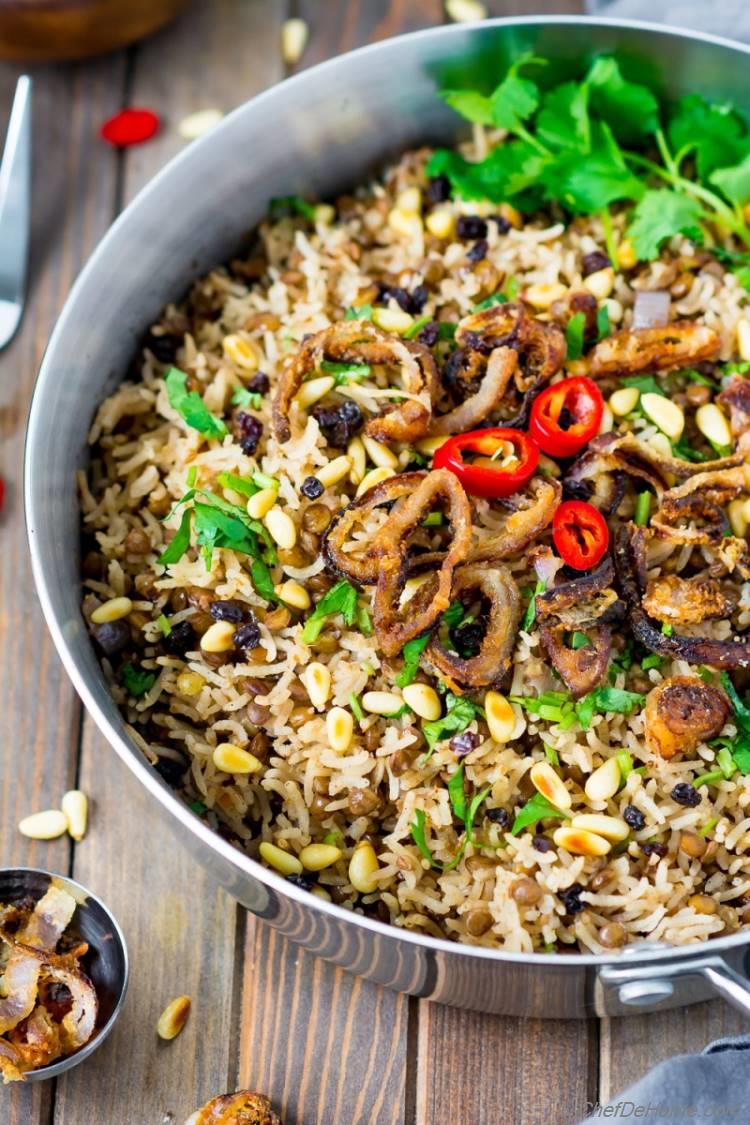 Mujadahar Lentils and Rice Pot with Fried Onions