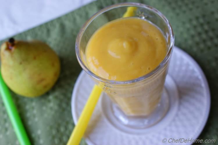 Calcium and Vitamins rich, Mango and Pear Smoothie!