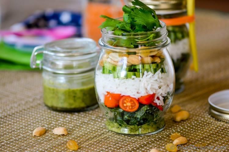 Marinated Kale and Rice Salad in a Jar | chefdehome.com