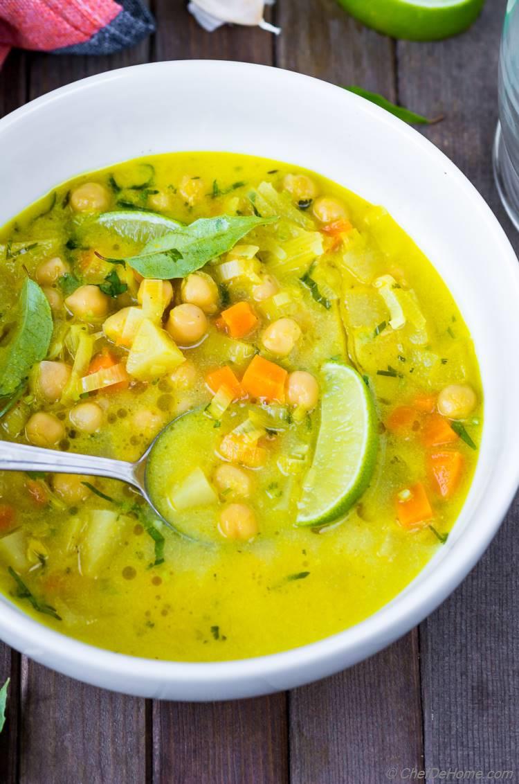 Vegetable Mulligatawny Soup with Chickpeas and Sweet Potatoes