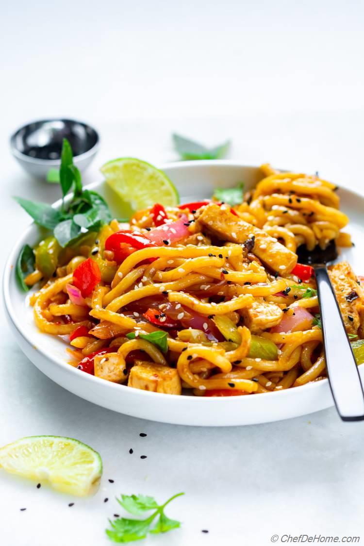 Caramelized Undo Noodles with Tofu Veggie and lime