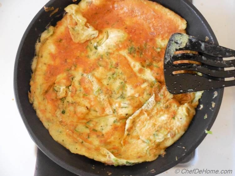 Indian Crispy Omelet for Egg Curry