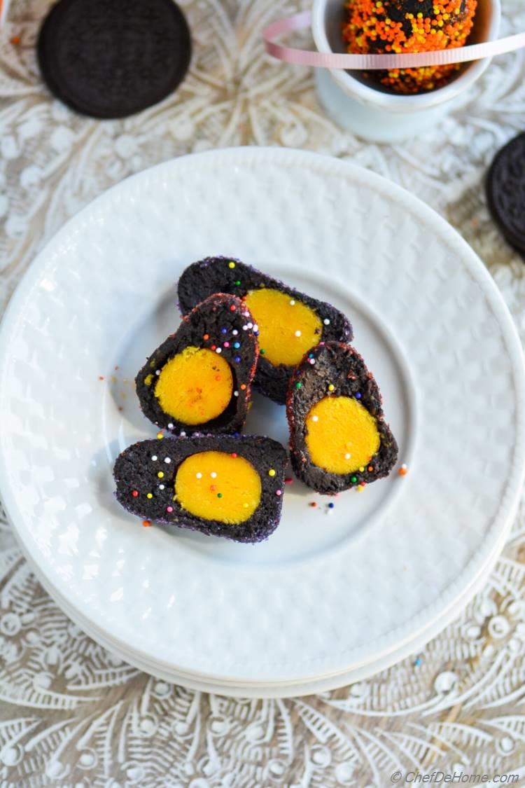 Yellow Yolk Oreo Cream Eggs for #Easter