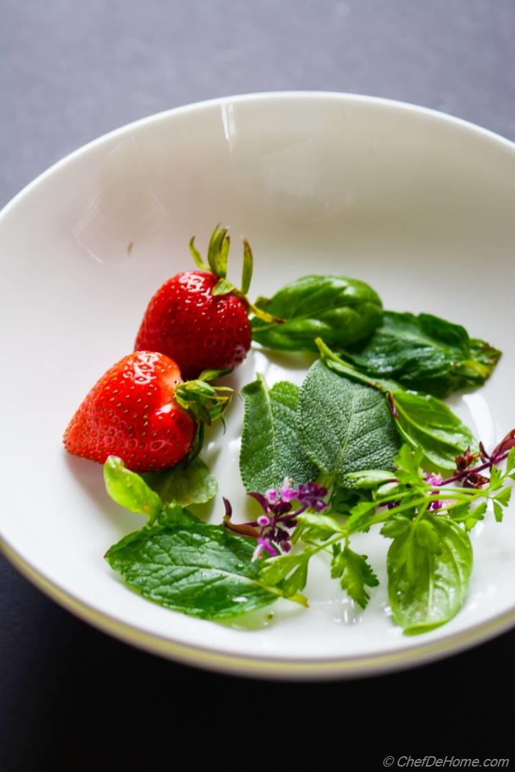 Fresh Herbs from Garden for Pasta Primavera | chefdehome.com