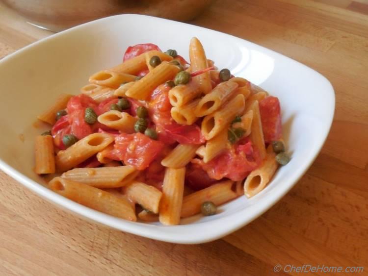 Whole Wheat Penne Pasta with Fresh Tomato Sauce Recipe