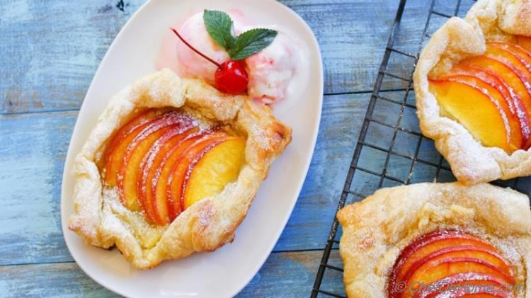 Easy and Summer Favorite Rustic Peach Galettes