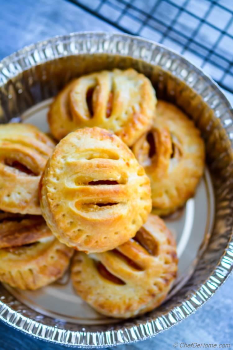 pies made with thanksgiving leftover sweet potato hand pies for easy snack in minutes | chefdehome.com