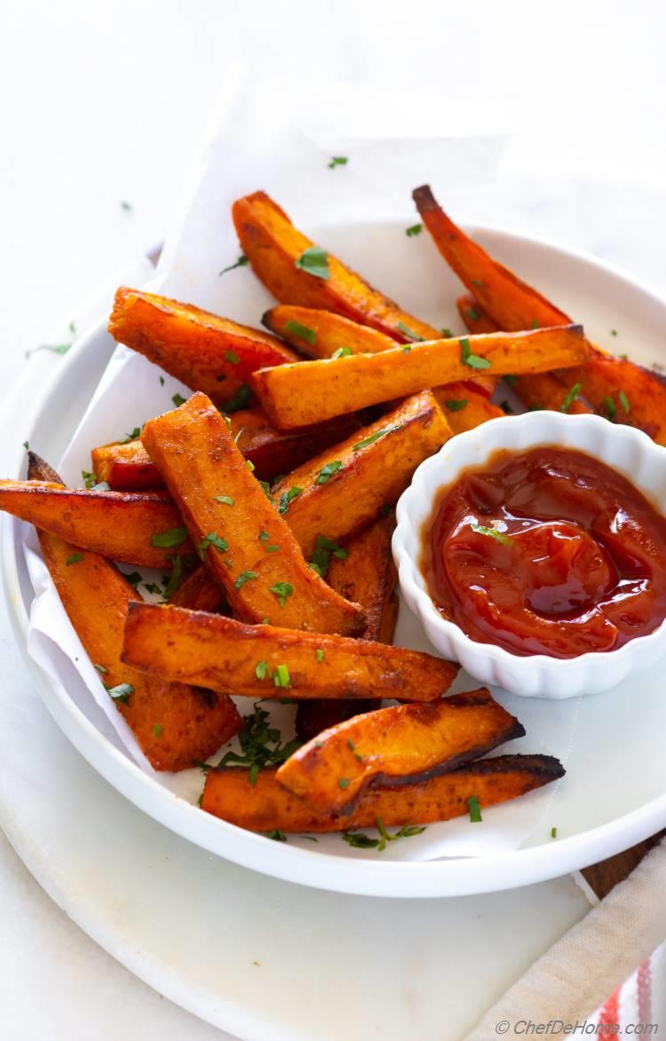 Baked Sweet Potato Wedges with Ketchup