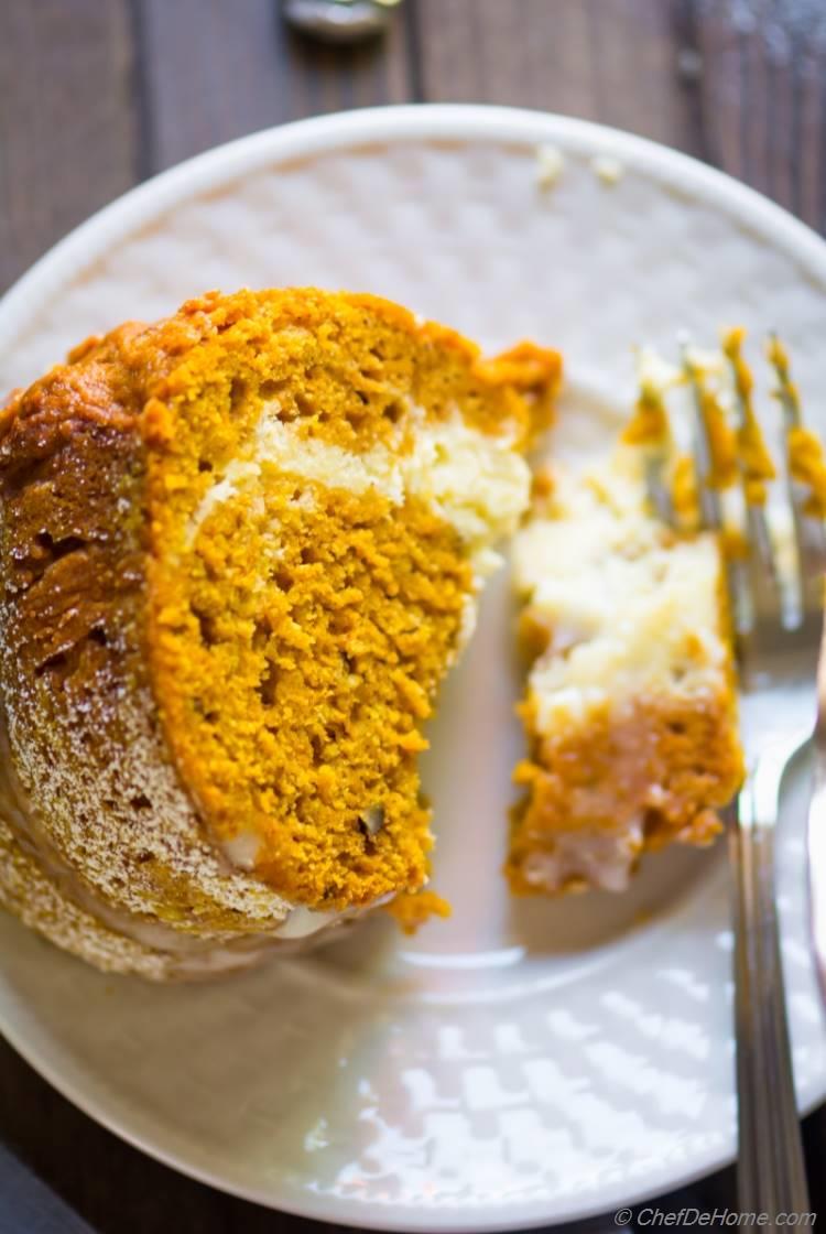 Pumpkin Bundt Cake Cheesecake | chefdehome.com