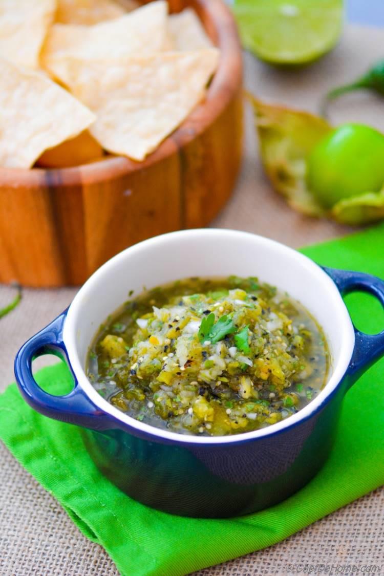 Fire Roasted Tomatillo and Jalapeno Salsa. A great and delicious way to kick-start parties!  #vegan #paleo #gluten-free