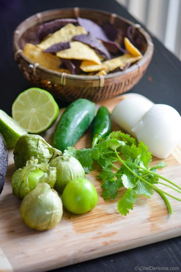 Few simple ingredients to make The Best Chilaquiles Roasted Salsa Verde. And it delicious and gluten free! 