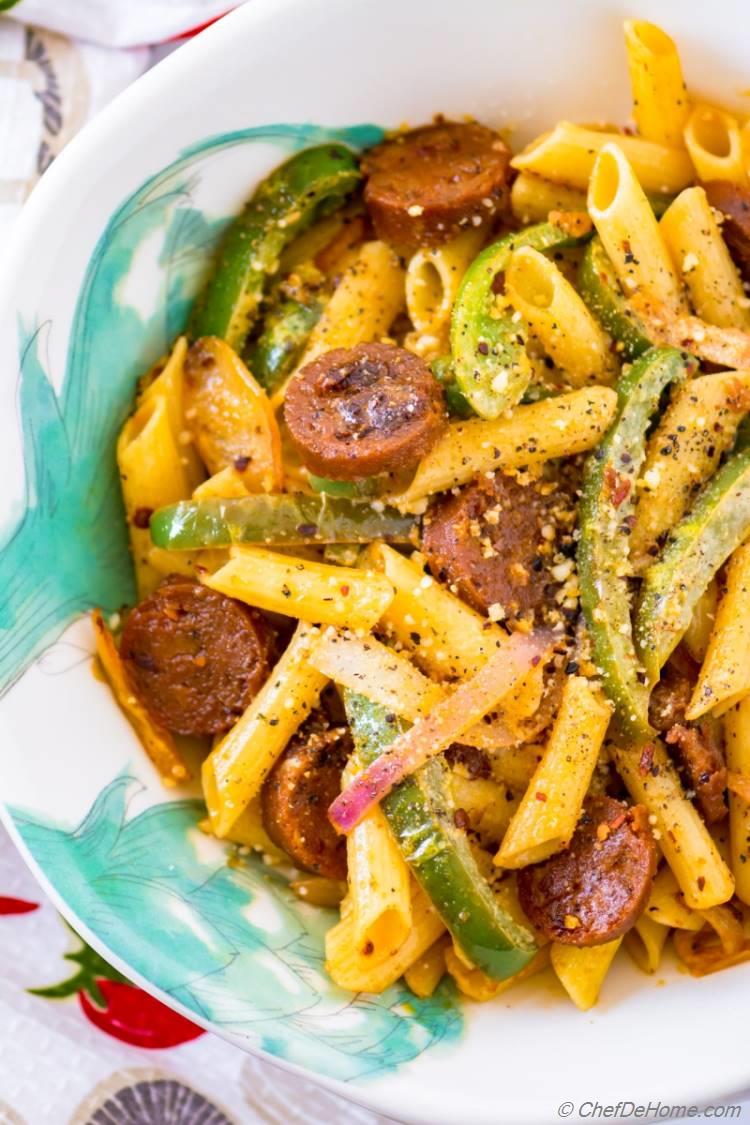 Easy 20 minutes dinner with Sausage Peppers and Pasta