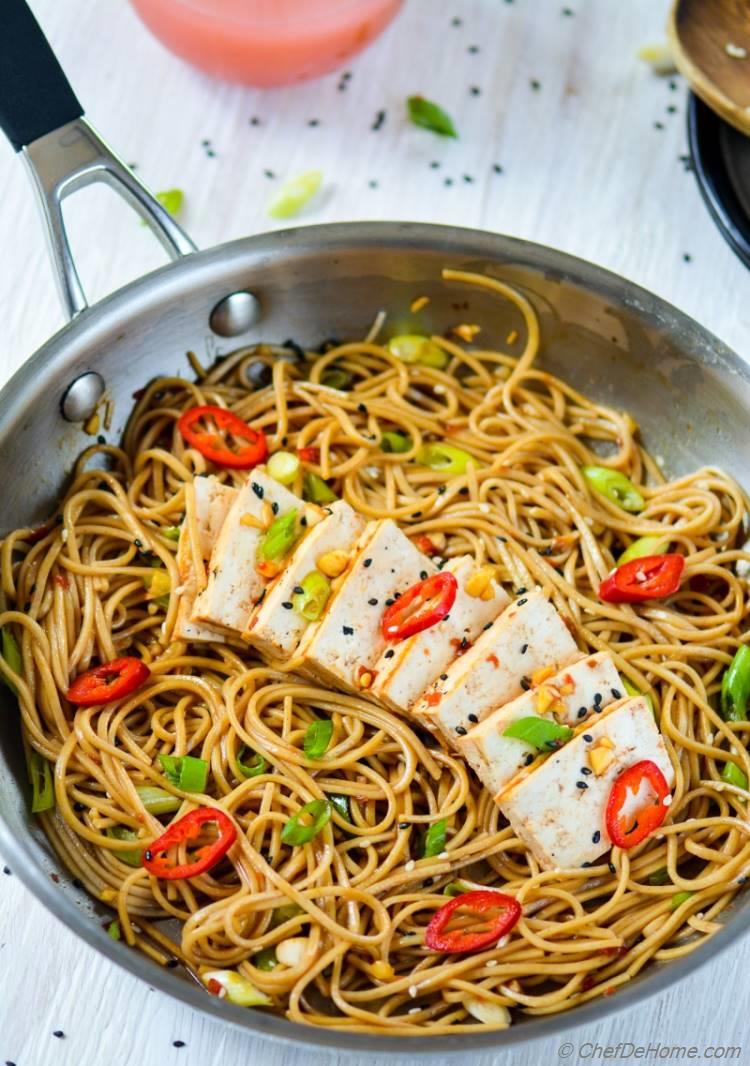 Easy Sesame Chili Garlic Noodles with Grilled Tofu | Gluten Free Dinner in 20 minutes | chefdehome.com