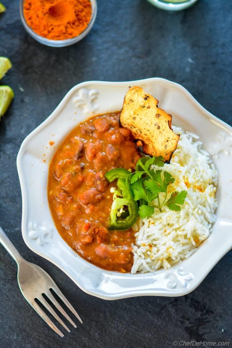 Creamy Vegan Healthy Slow Cooker Curry Beans | chefdehome.com