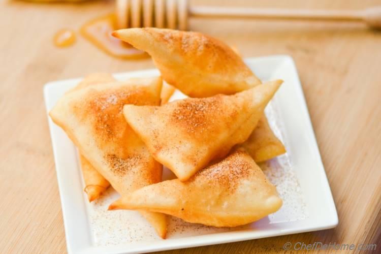 Sopaipillas - Fried Mexican Bread Dessert