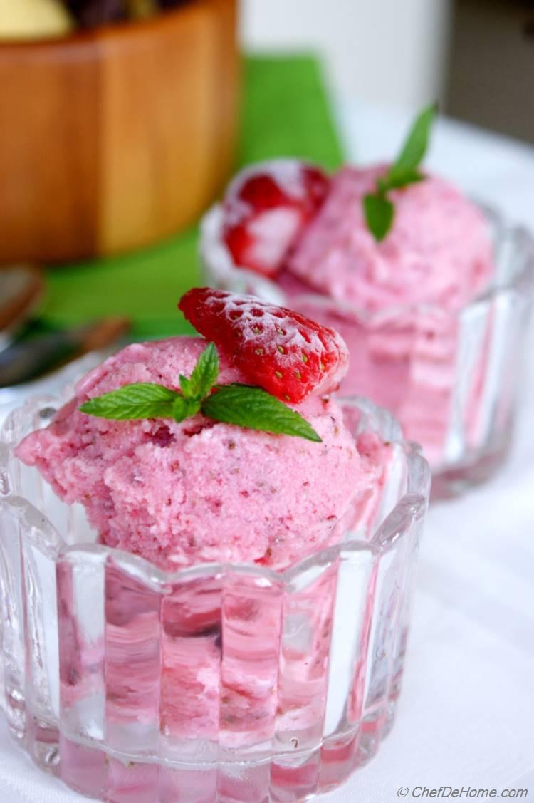 Strawberry Chia Frozen Yogurt