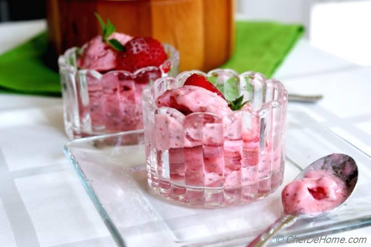 Strawberry Chia Frozen Yogurt