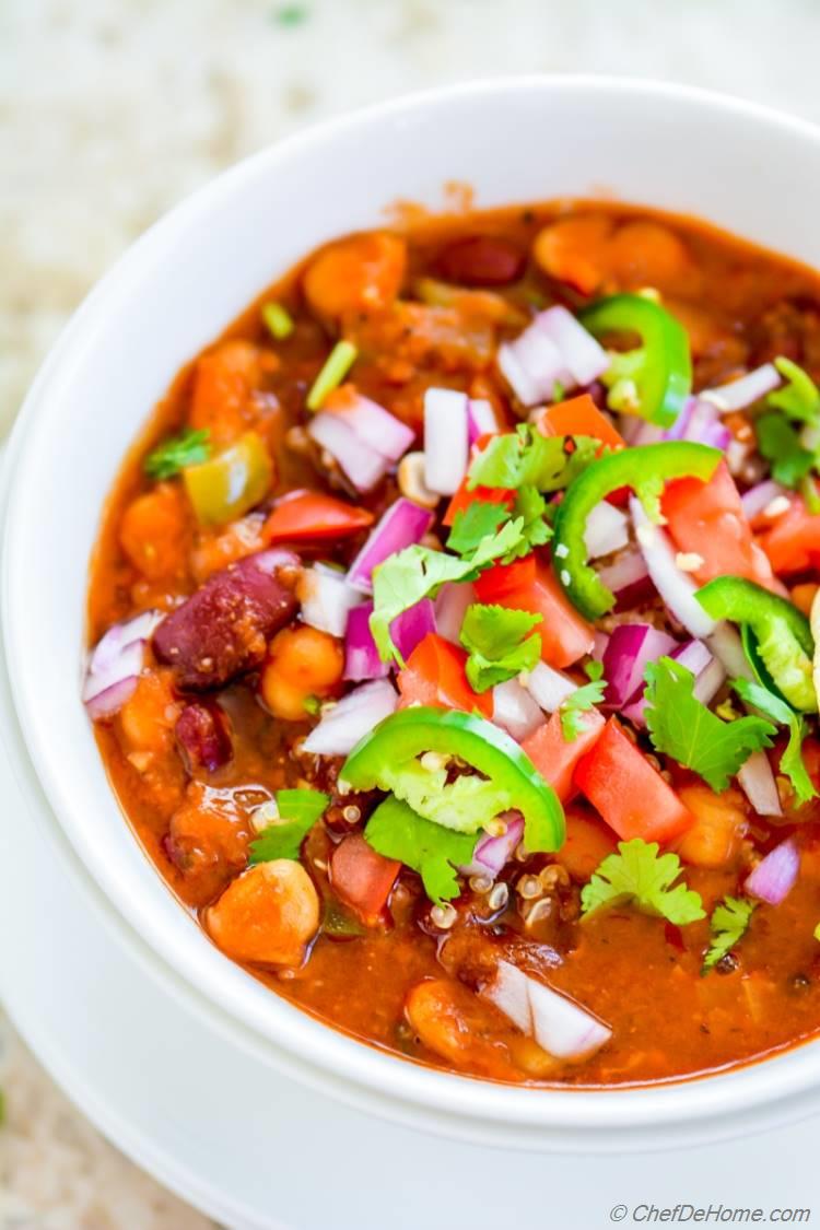 Meatless Monday Dinner with Hearty Vegetarain Three Beans Chili Ready in just 35 minutes and healthy with a tablespoon oil | chefdehome.com