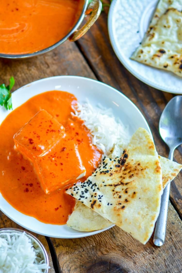 Just 6 Staple Pantry Ingredients to make Authentic and Easy Indian Tikka Masala Sauce | chefdehome.com