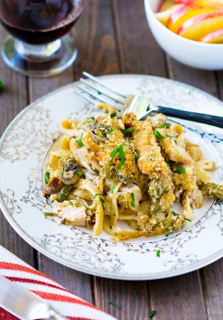 Easy Turkey and Pasta Casserole | chefdehome.com