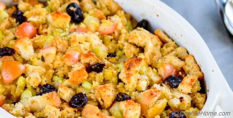 Homemade Cornbread Stuffing with Apples