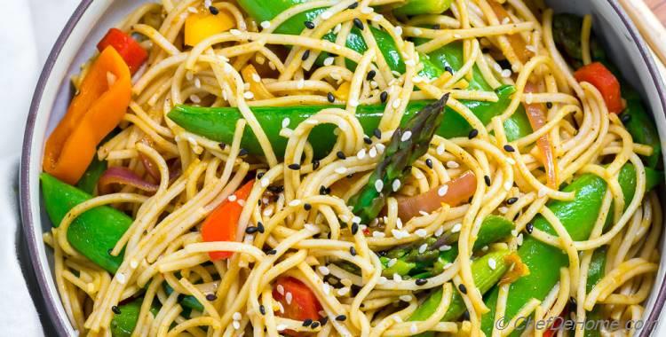 Spicy Soba Noodles Vegetable Stir Fry