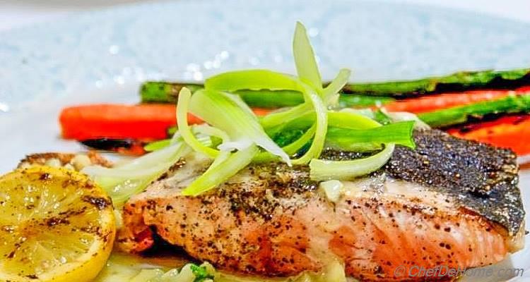 Grilled Salmon with Asparagus