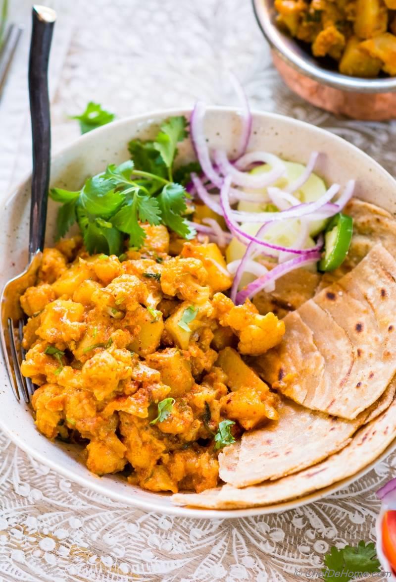 Aloo Gobi - Cauliflower Potato Curry Recipe | ChefDeHome.com